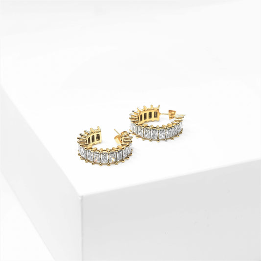 Elizabeth Stone Earrings - Näyttävät kultaiset korvakorut zirconia kivillä - kullattua ruostumatonta terästä - Jewelbox