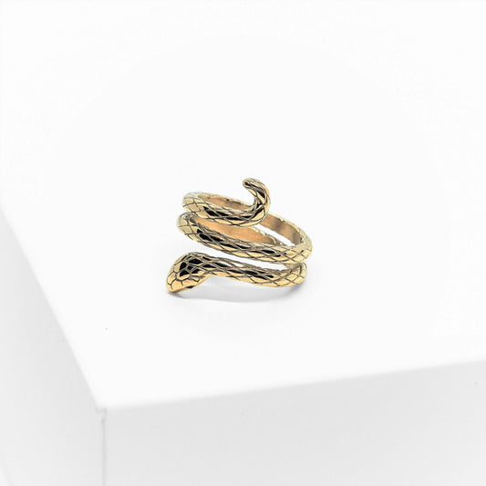 Maya Snake Ring - kultainen käärme sormus - koru kullattua ruostumatonta terästä - Jewelbox