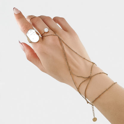 Hazel Hand Chain