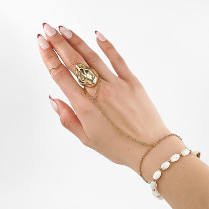 Holly Hand Chain